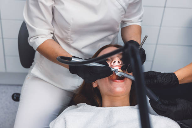 Best Weekend Emergency Dentist in Butler, WI